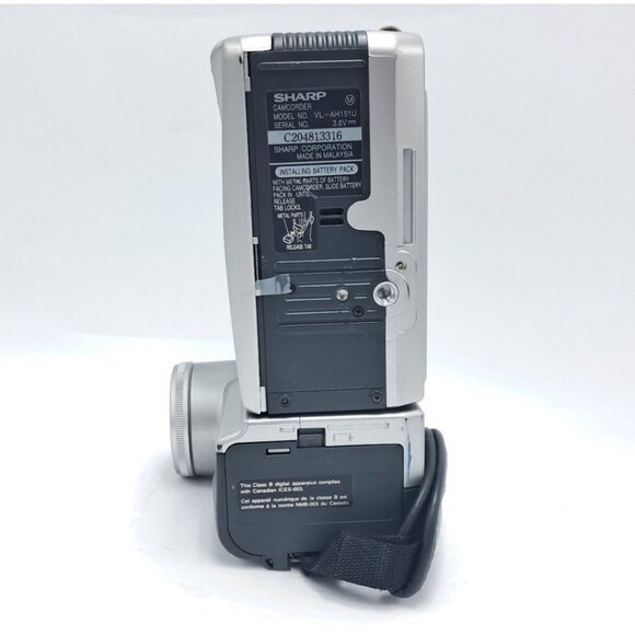 Sharp Viewcam Hi8 VL-AH151U and VL-A10U-One Charger -One AV Cable- Working - Picture 8 of 15